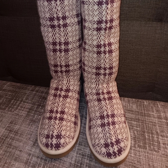 UGG sweater boots new - Picture 1 of 7